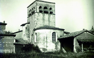 Ancienne_eglise_romane.jpg